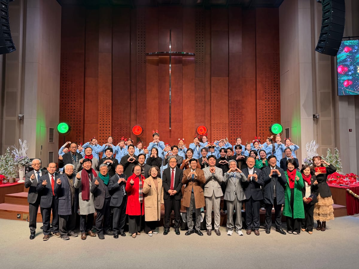 '제2회 광화문 크리스마스', 꽃재교회서 성탄의 빛 밝혔다