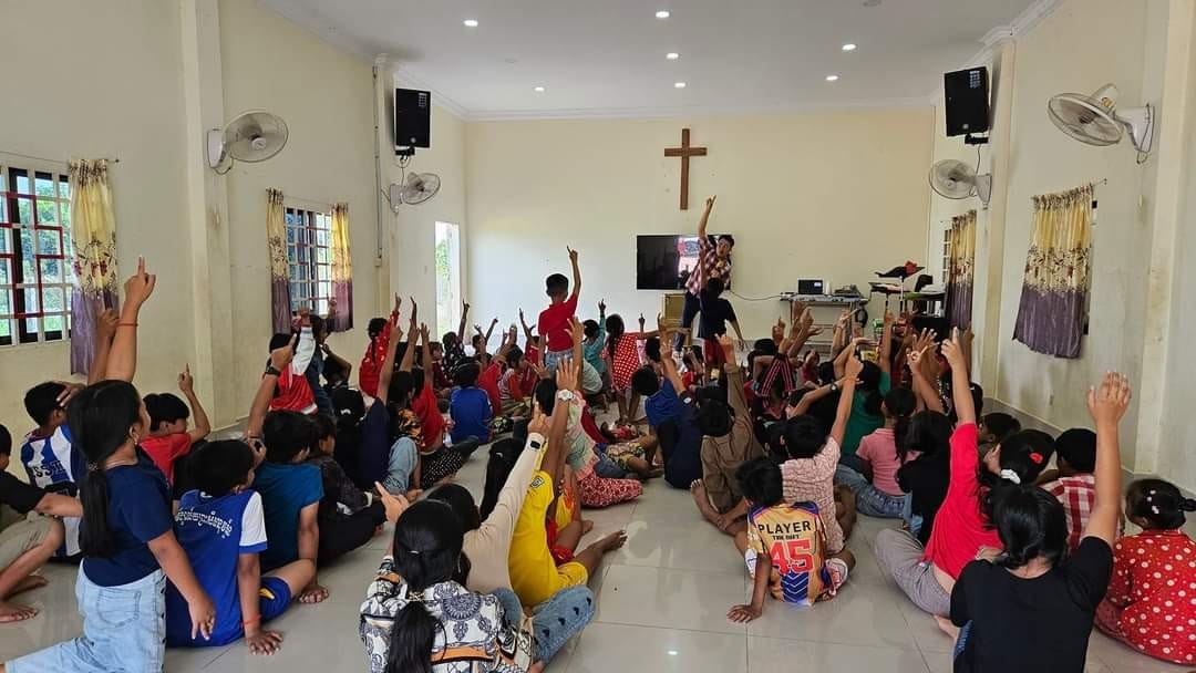 광야의 시간, 만나를 기다리며.. 저희는 캄보디아를 포기하지 않습니다, 캄보디아 옥보리&김인정 선교사